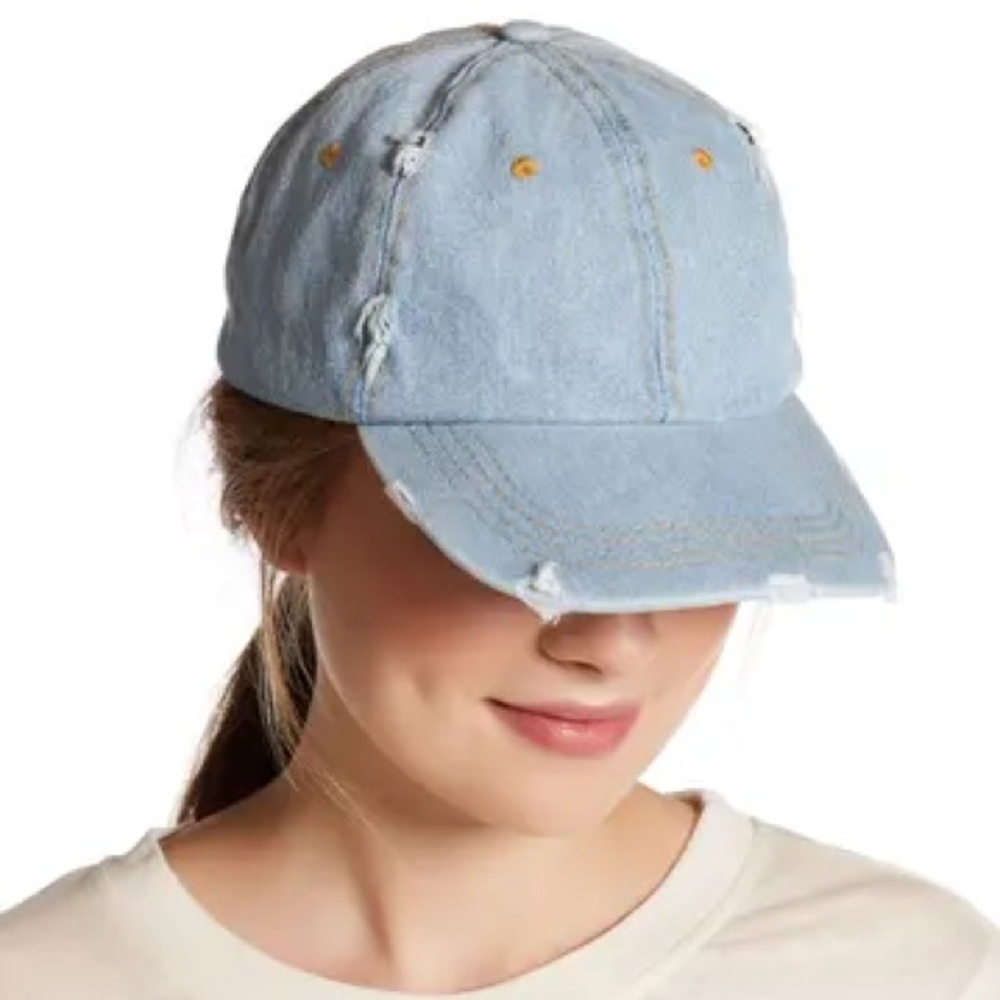 Kohl’s Distressed Denim Cap